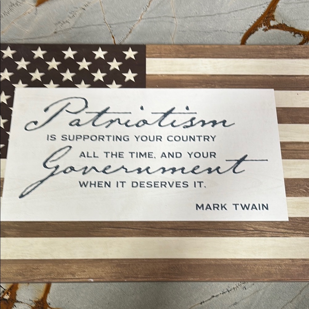 Patriotic American Flag Sign
